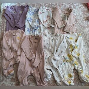 8 Carter’s Newborn Footie Pajamas – Gently Used